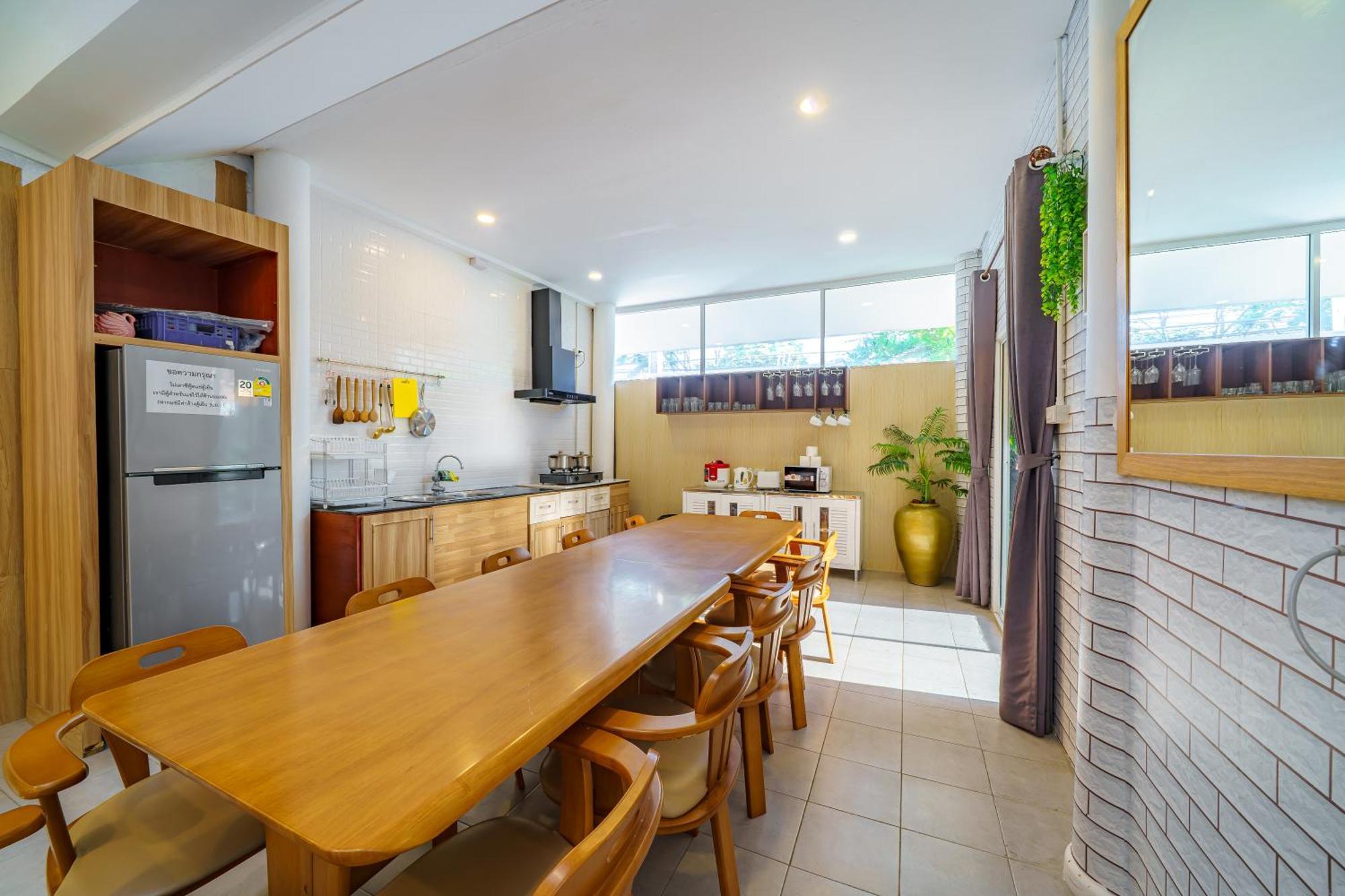 Cozy Gray Garden Villa