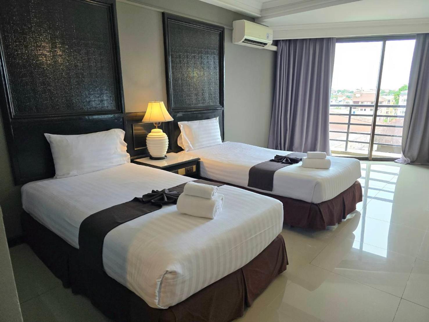 First Pacific Cirrus Hotel Pattaya