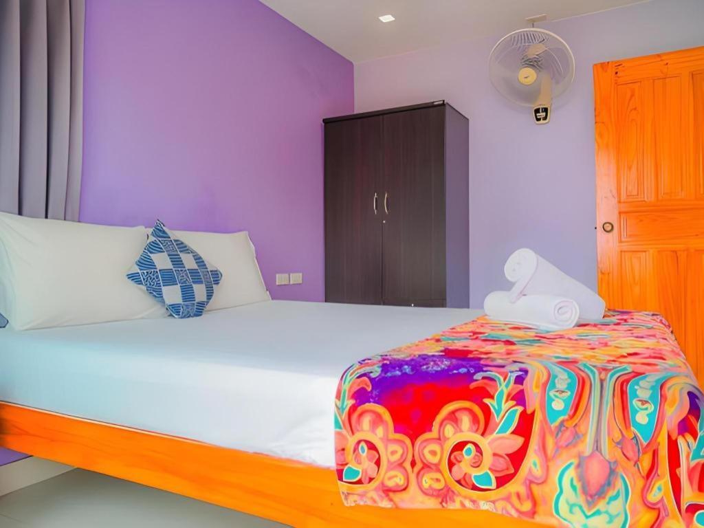 Patumnak Hotel 2*