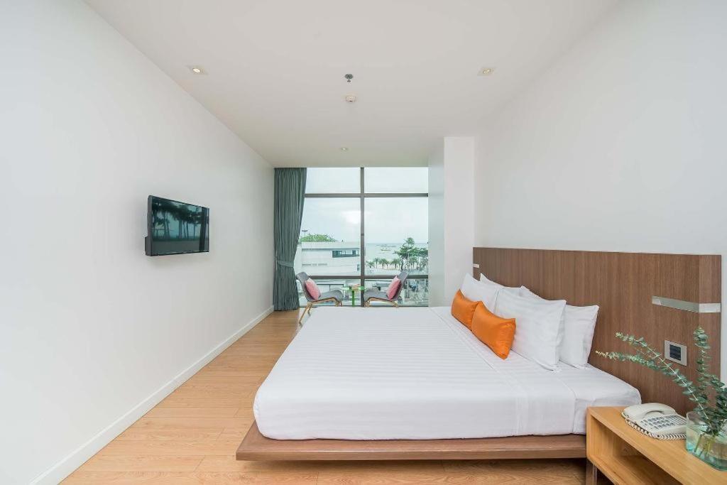 Hotel Seven Zea Chic