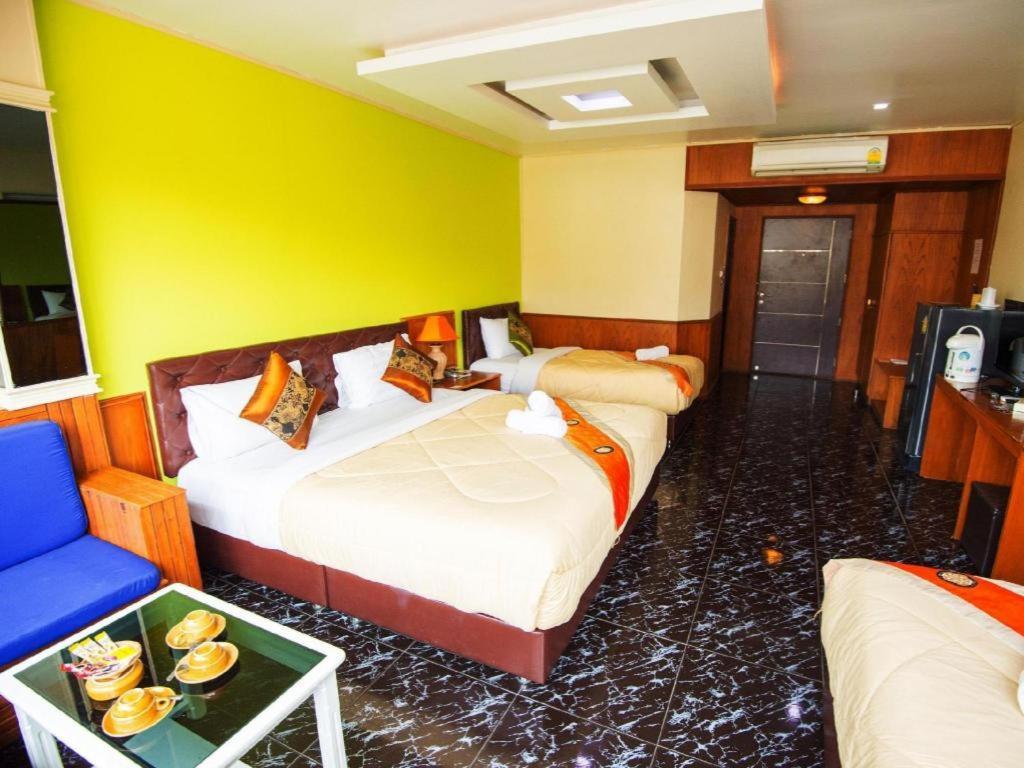Mr.mac's Place Hotel