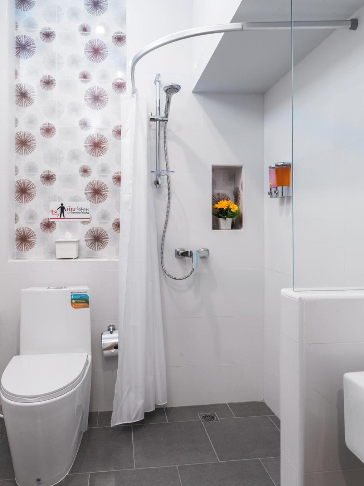 Center Pool 6br 14 Persons Sauna Pool Table Karaoke Bbq