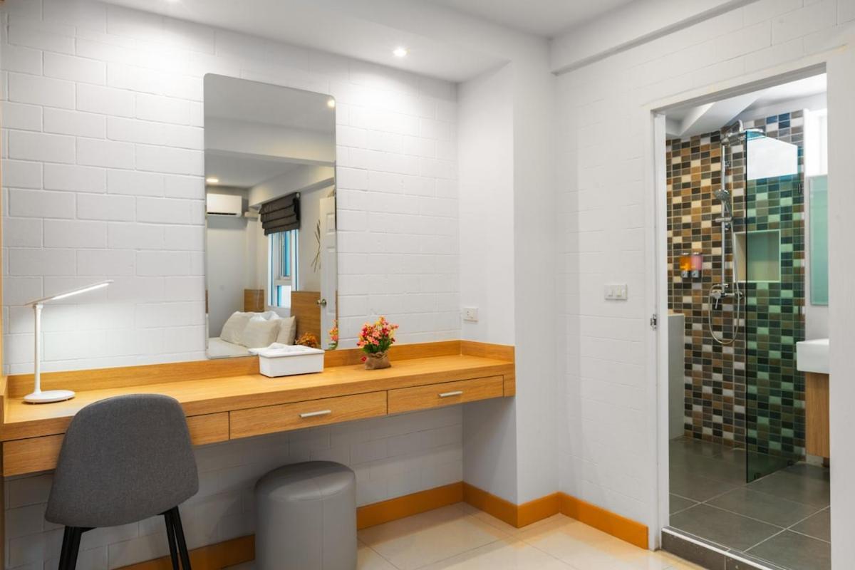 Center Pool 6br 14 Persons Sauna Pool Table Karaoke Bbq