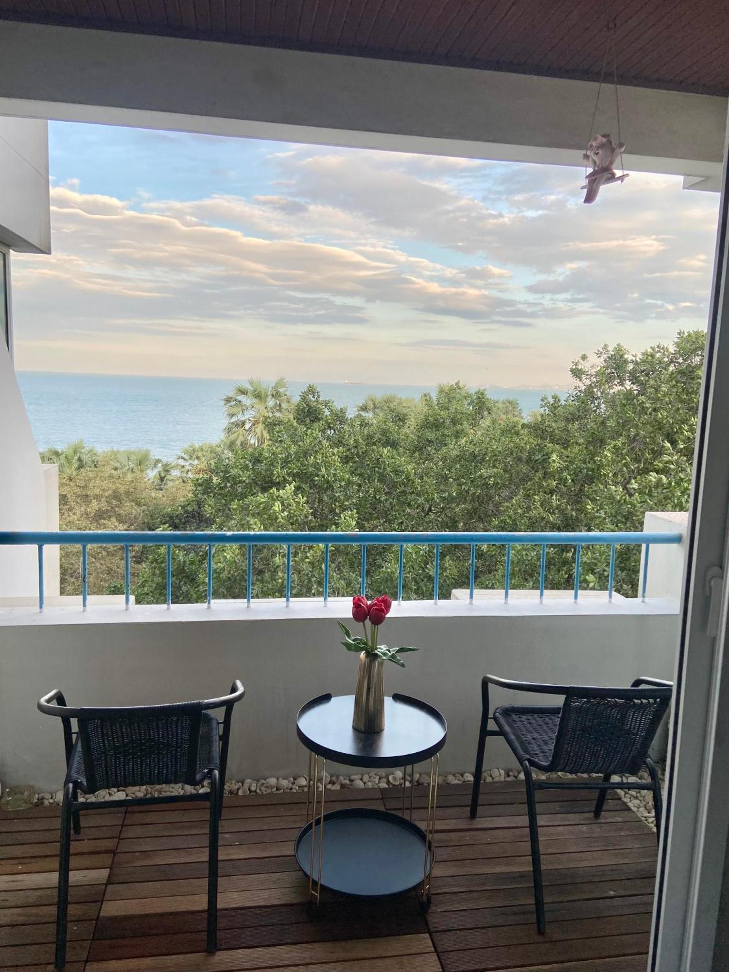 Amazing Spacious Seaview *