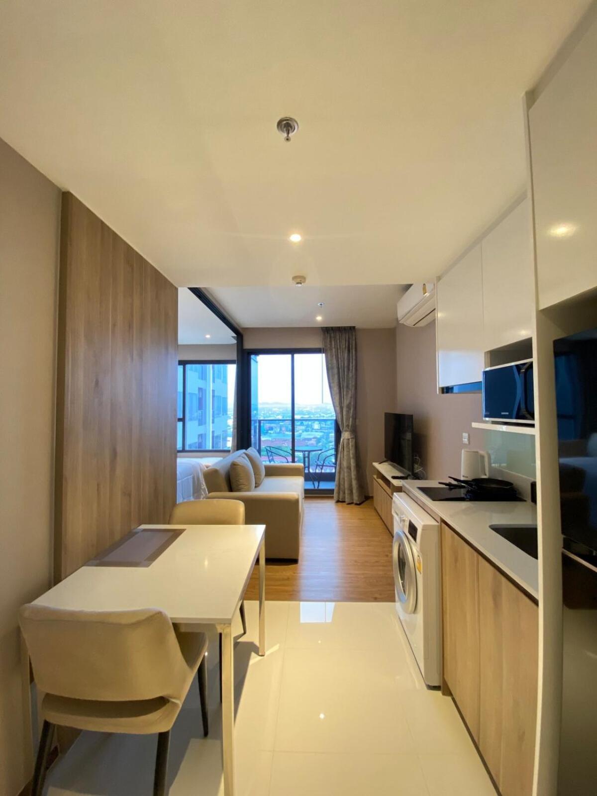 Shining - North Point Apartment