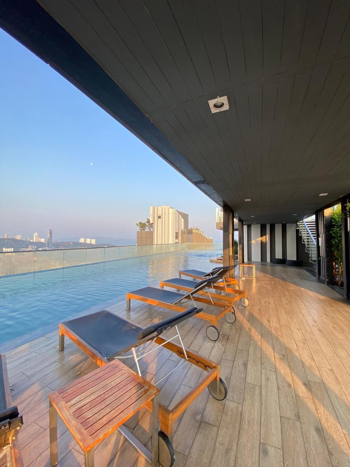 Apartment - Roof Pool *