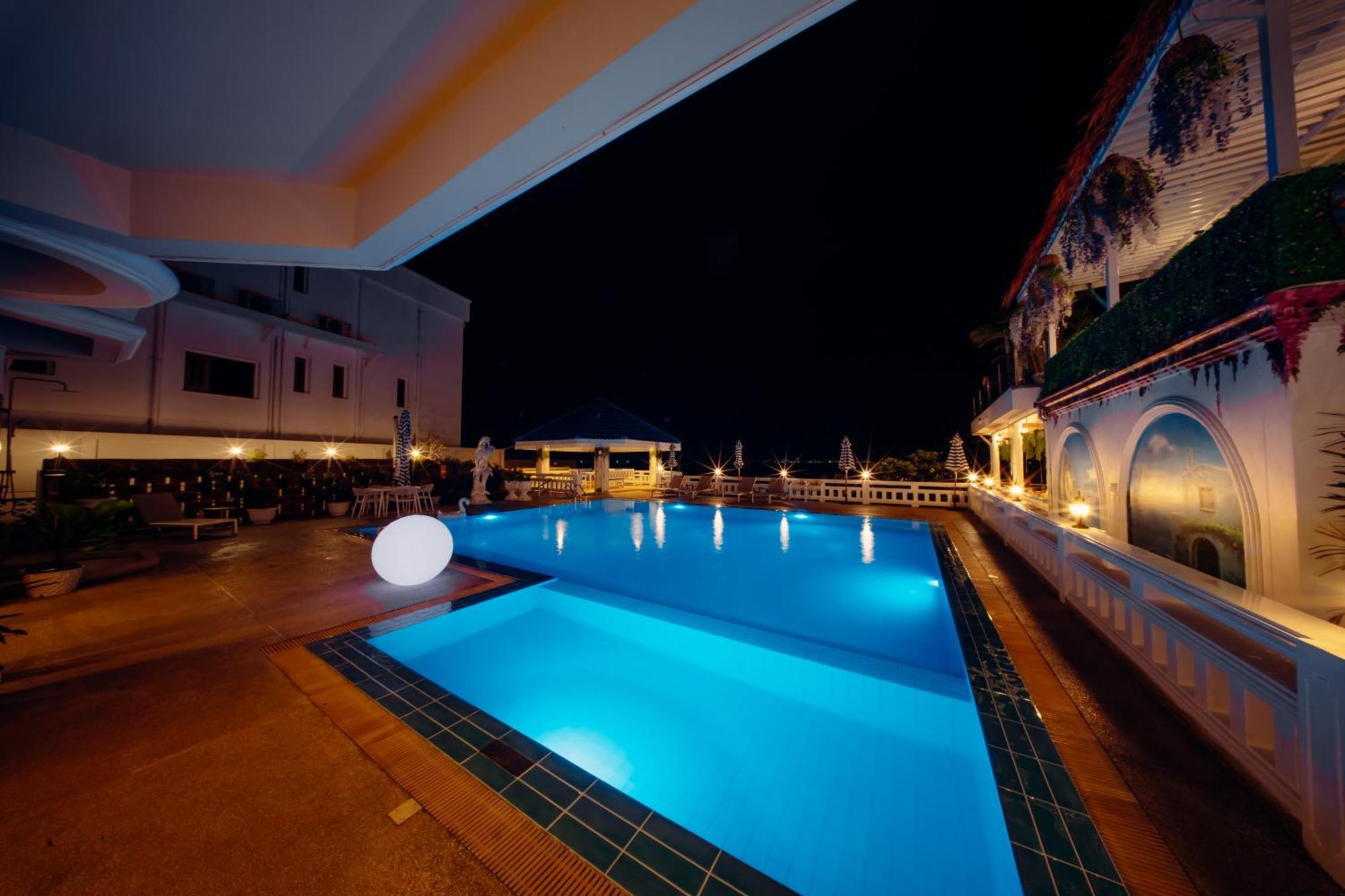 โรงแรม Nova Sea View Pattaya