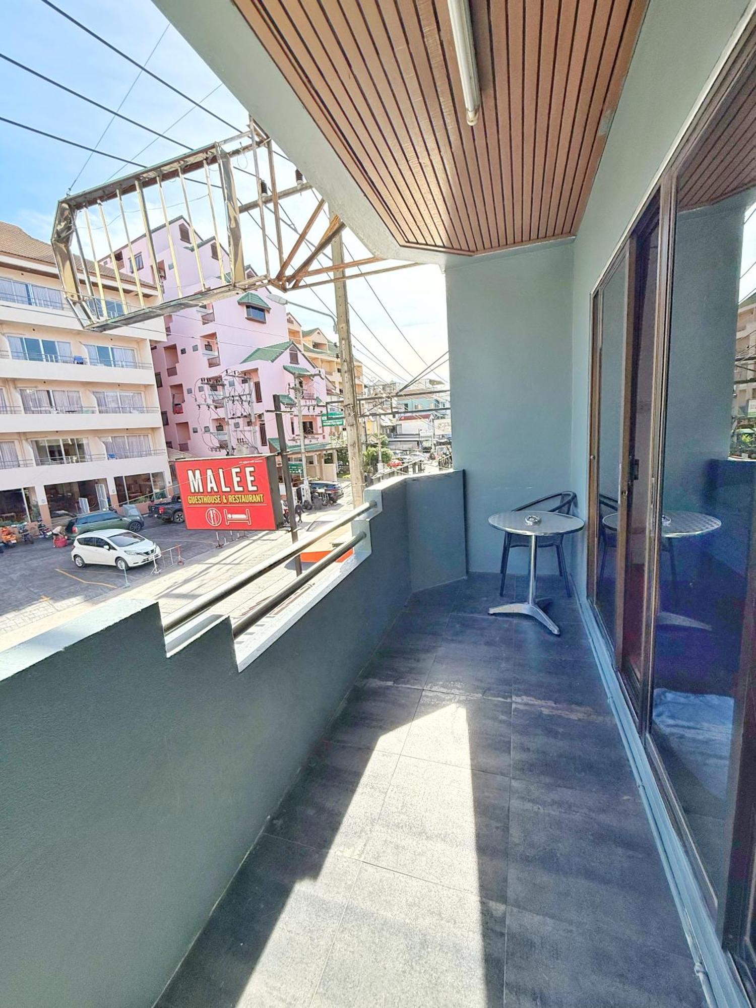 Apartment Malee & Restaurant *