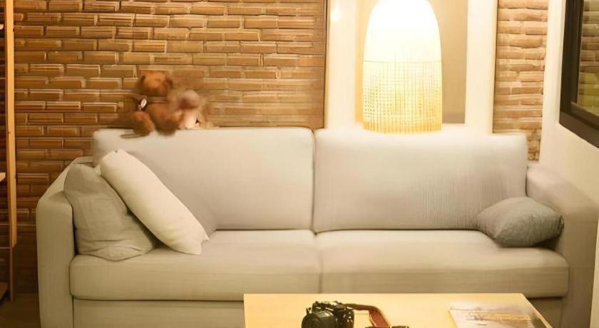 Hotel Yellow Moon 2*