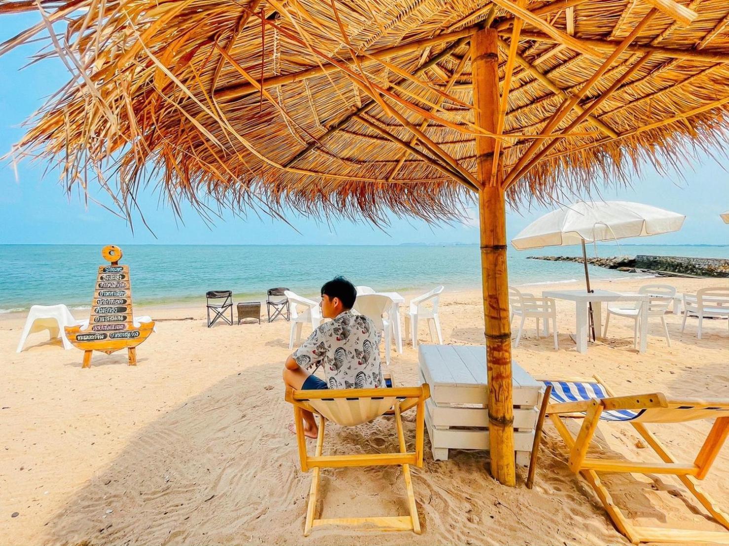 Golden Tulip Beachfront