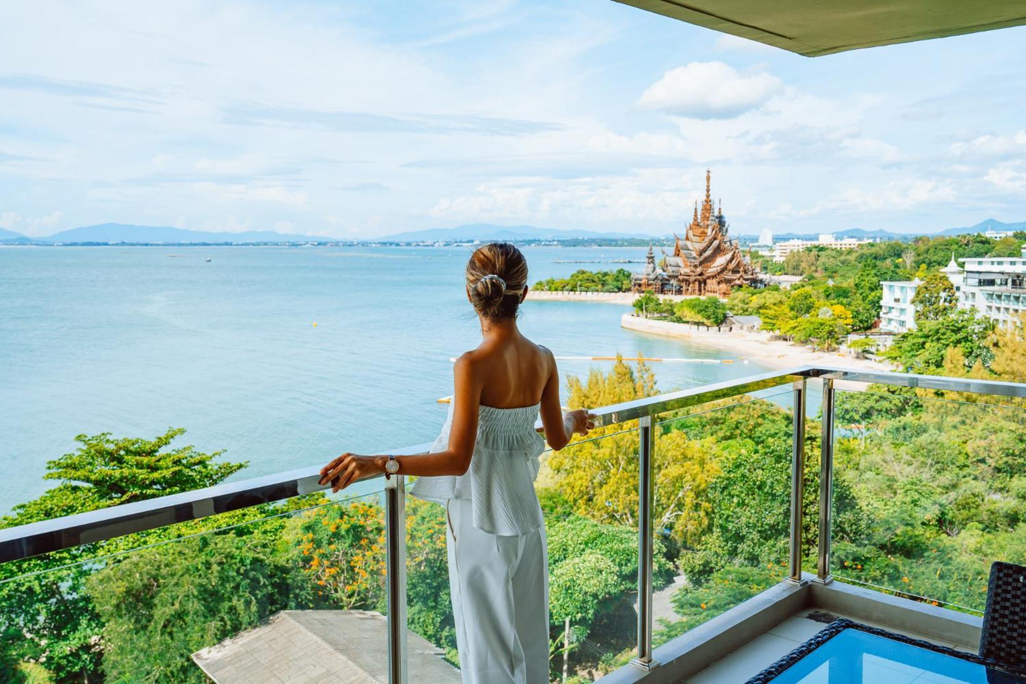 Golden Tulip Beachfront Hotel Pattaya