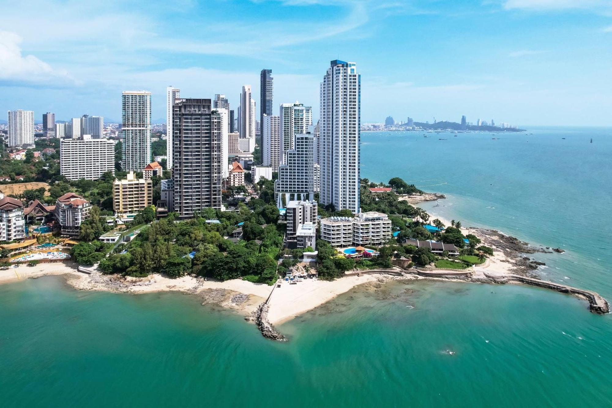 Golden Tulip Beachfront