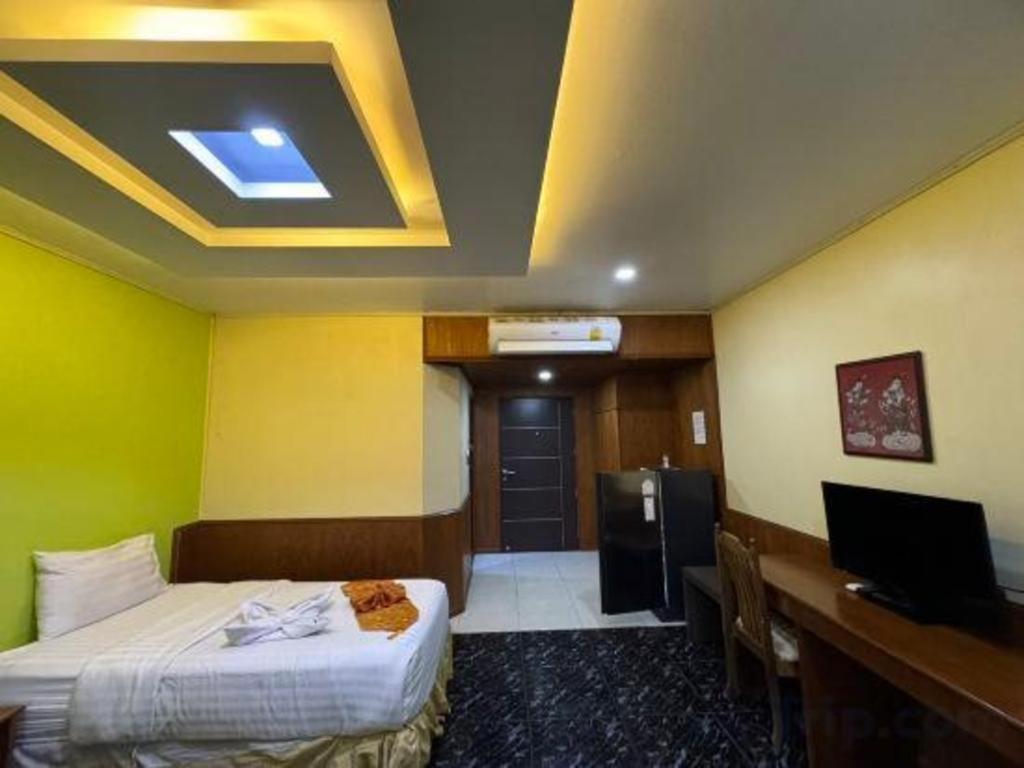 Hotel Mr.mac's Place 2*