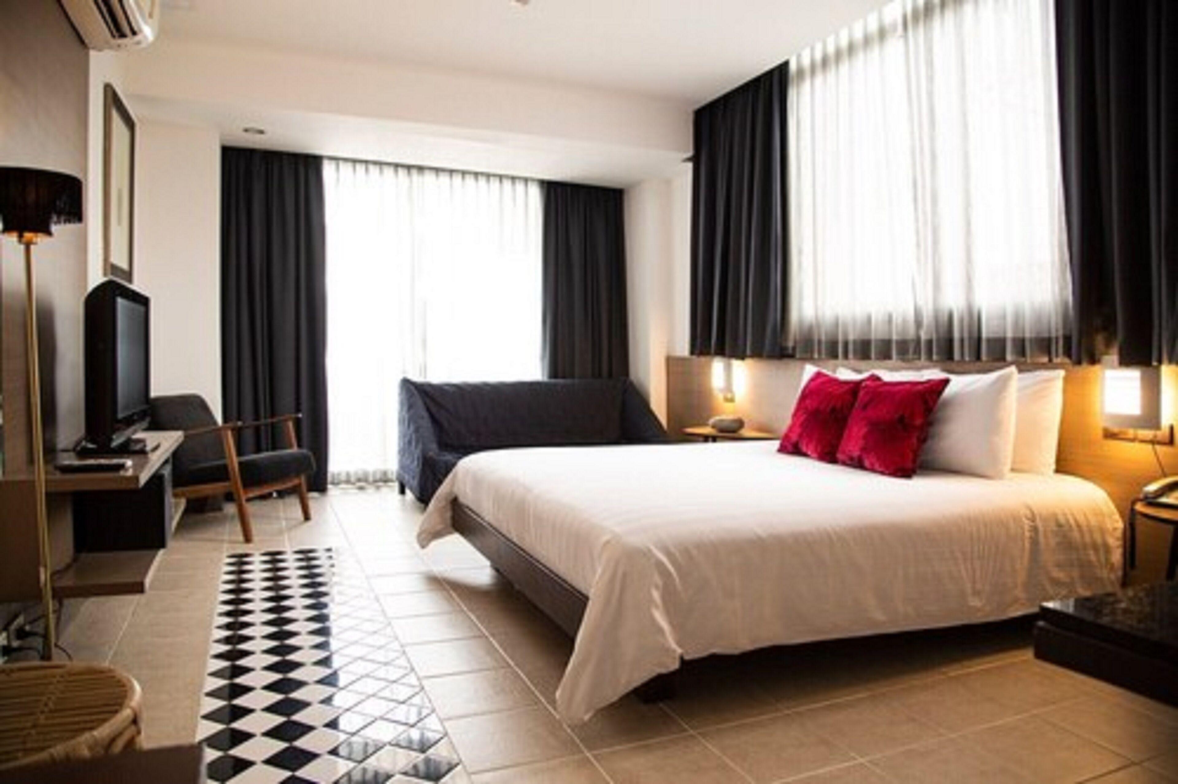 Hotel Baboona Beachfront Living 3*