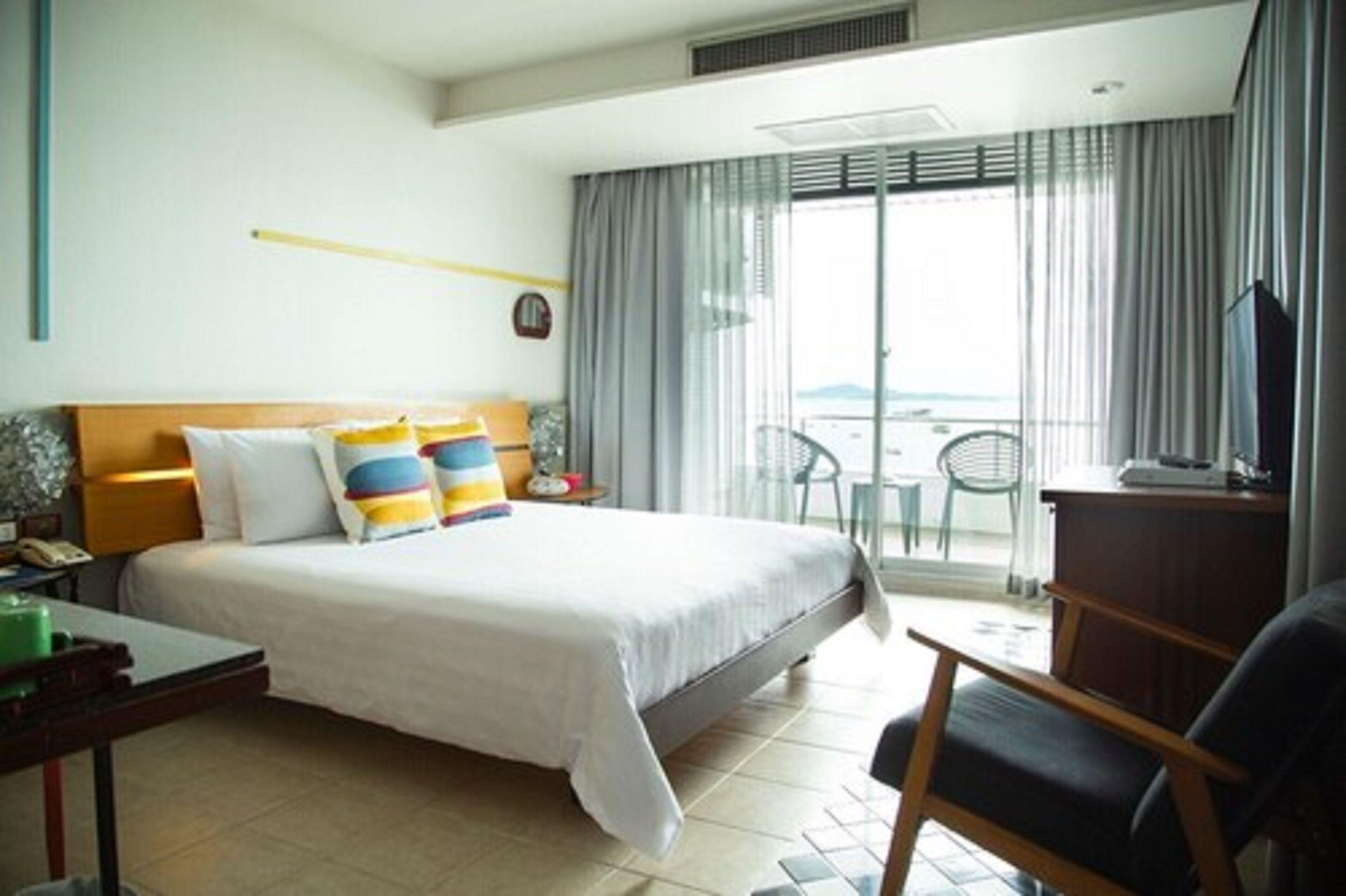 Baboona Beachfront Living 3* Pattaya