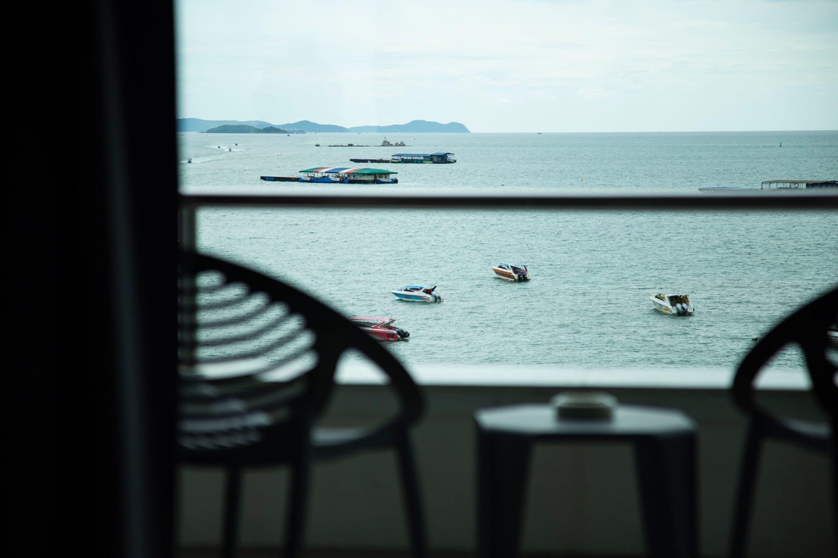 Baboona Beachfront Living Hotel Pattaya