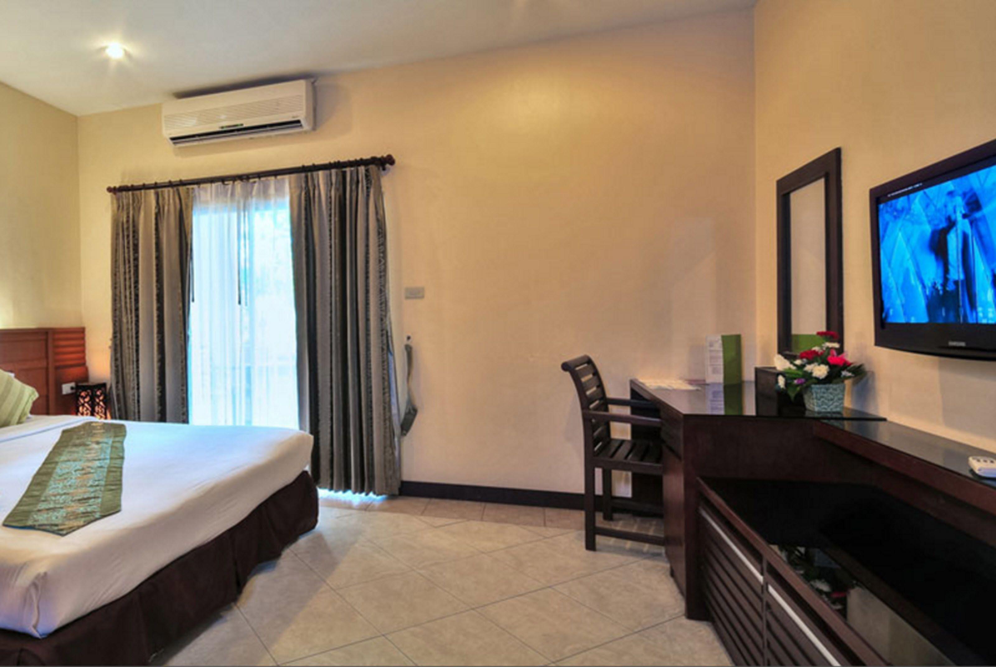 Gazebo Resort,