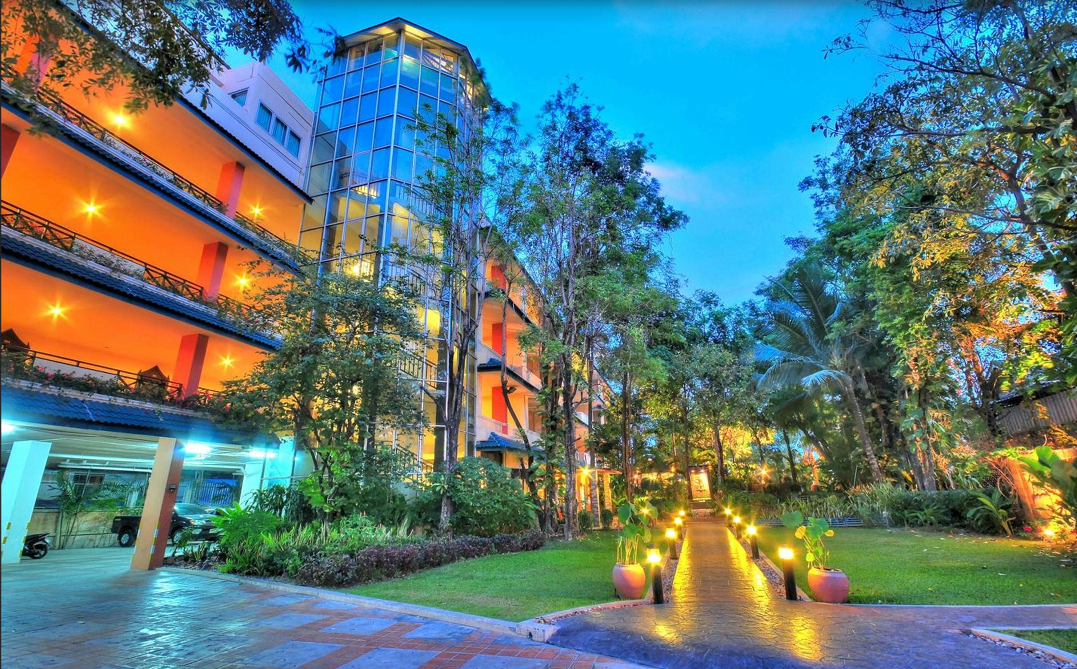 Gazebo Resort, รีสอร์ท