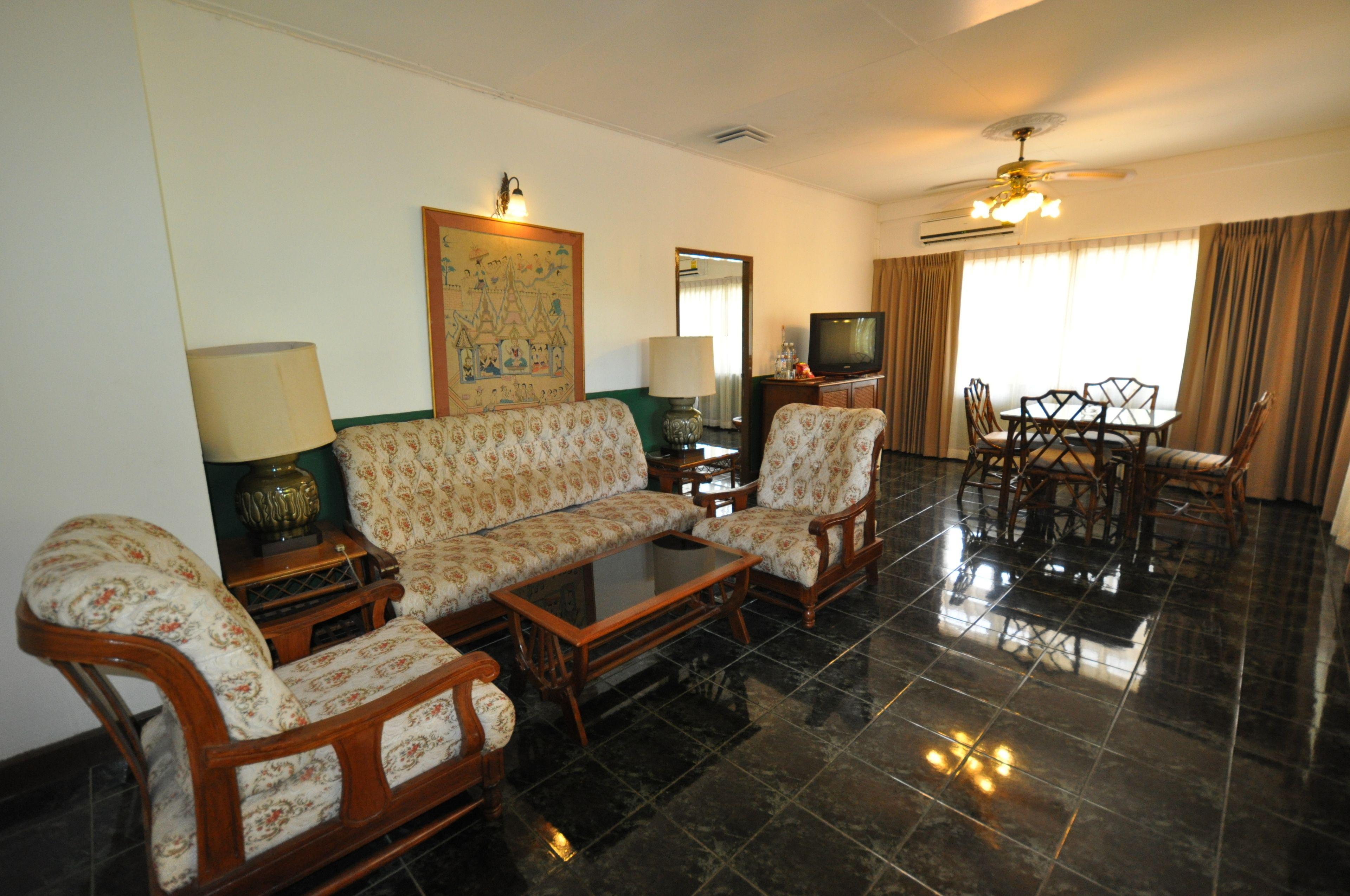 Basaya & Hotel Pattaya