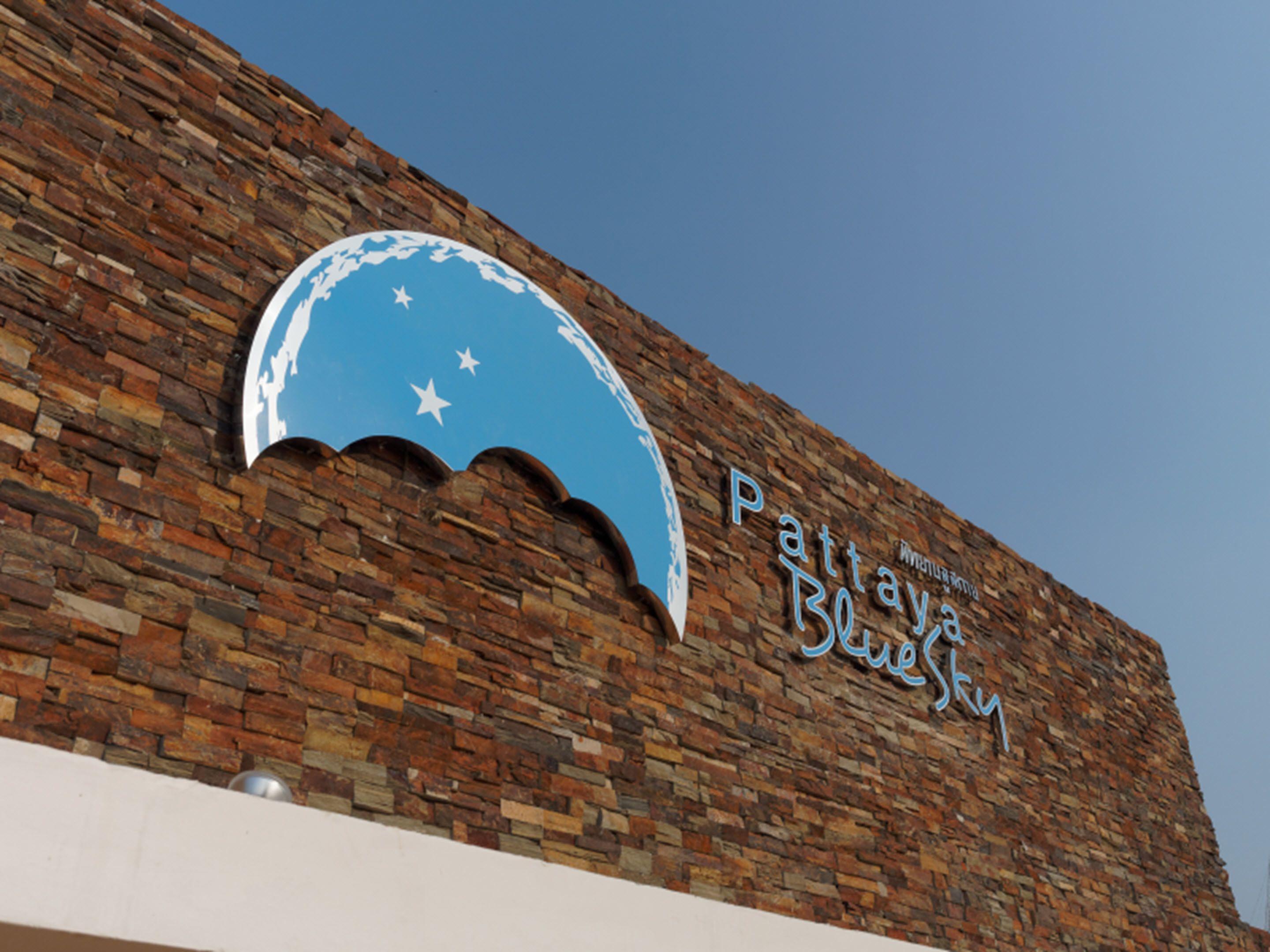 Blue Sky Hotel Pattaya