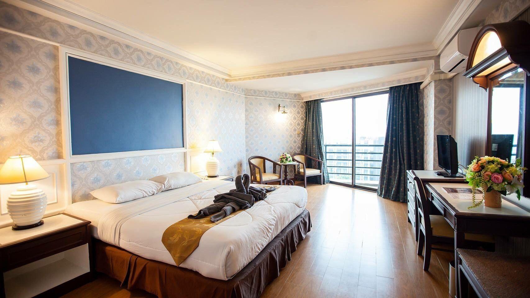 Hotel First Pacific Cirrus Pattaya