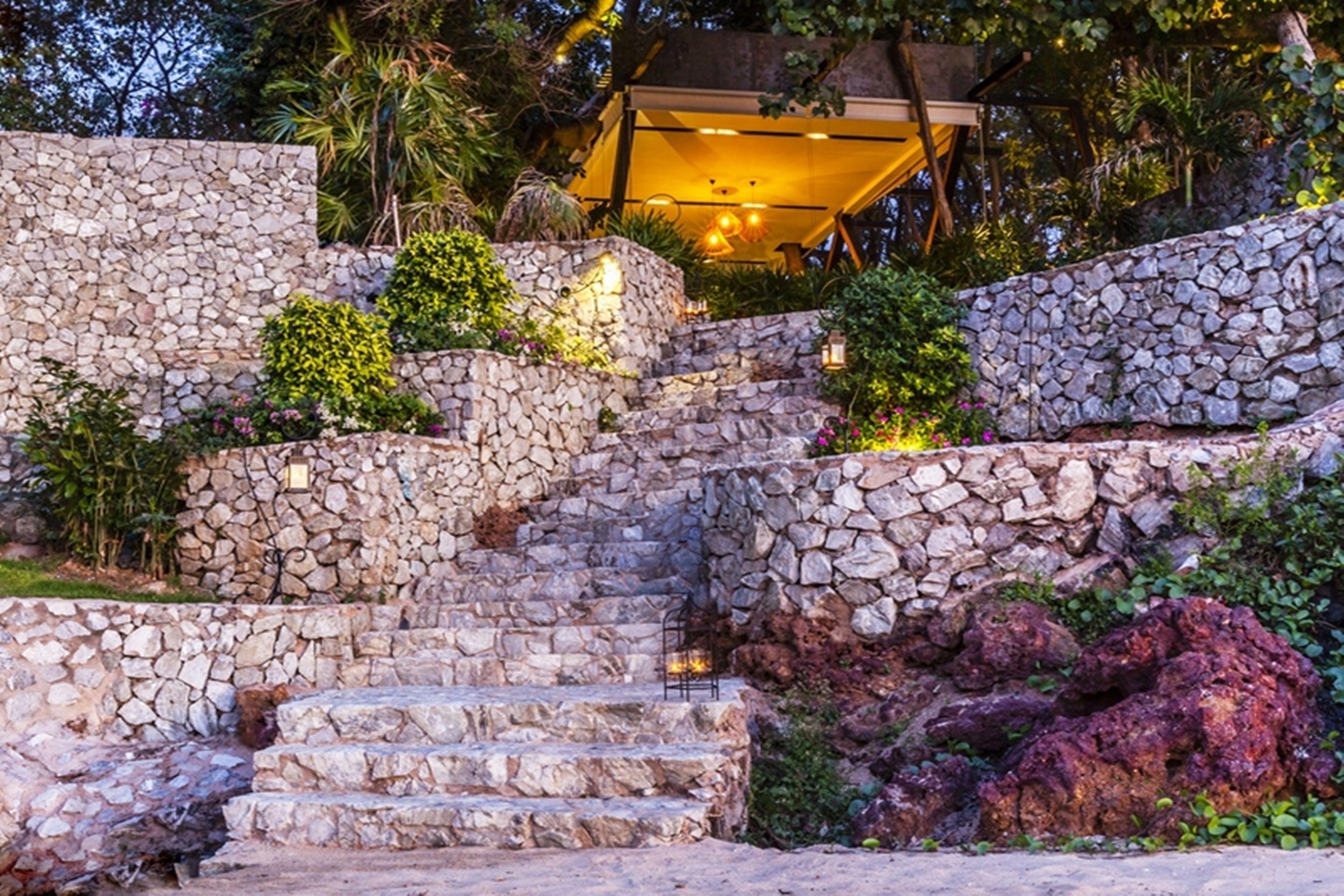 The Monttra Pattaya - Sha Extra Plus Resort Pattaya