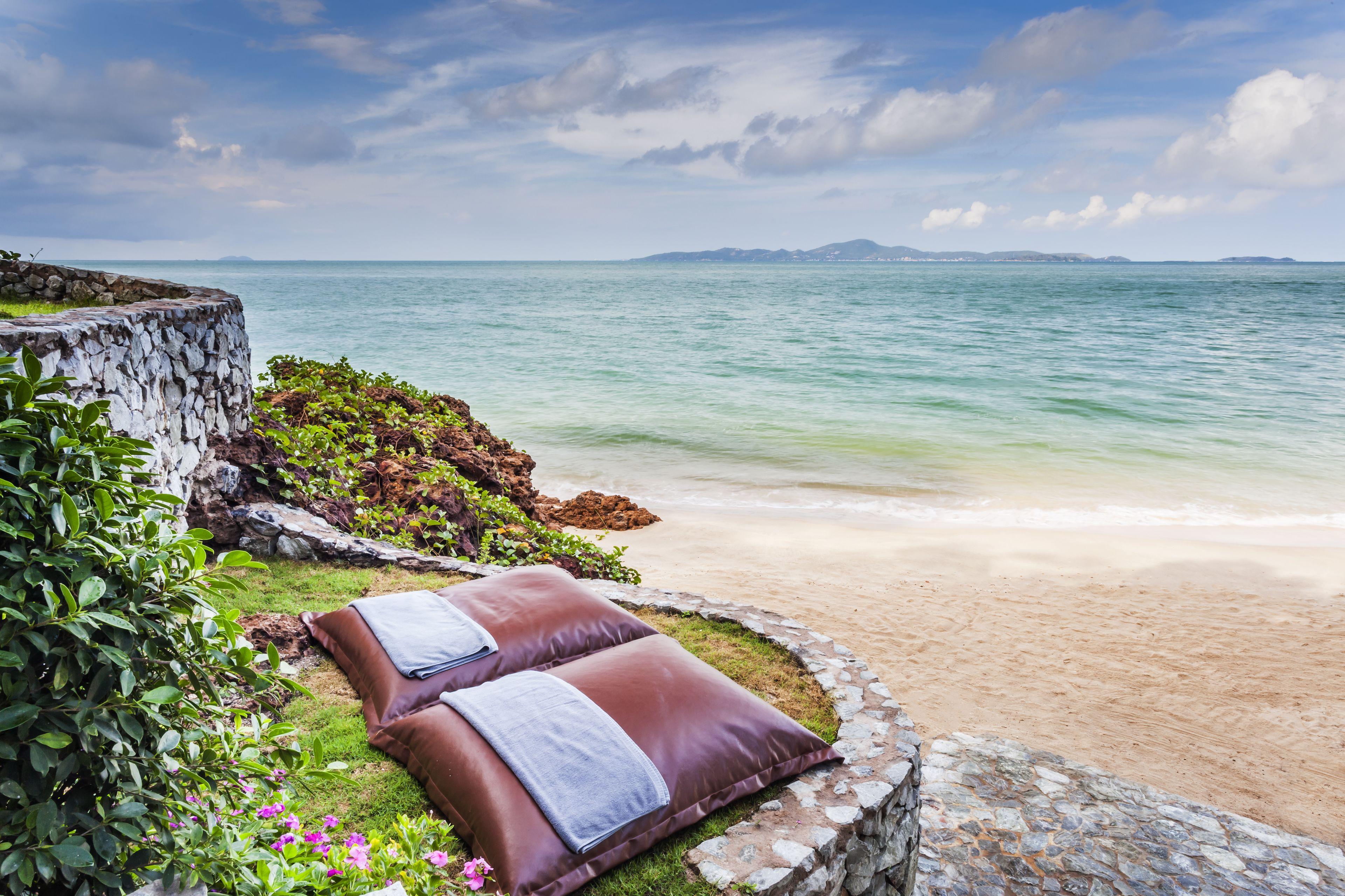 The Monttra Pattaya - Sha Extra Plus Resort 5*