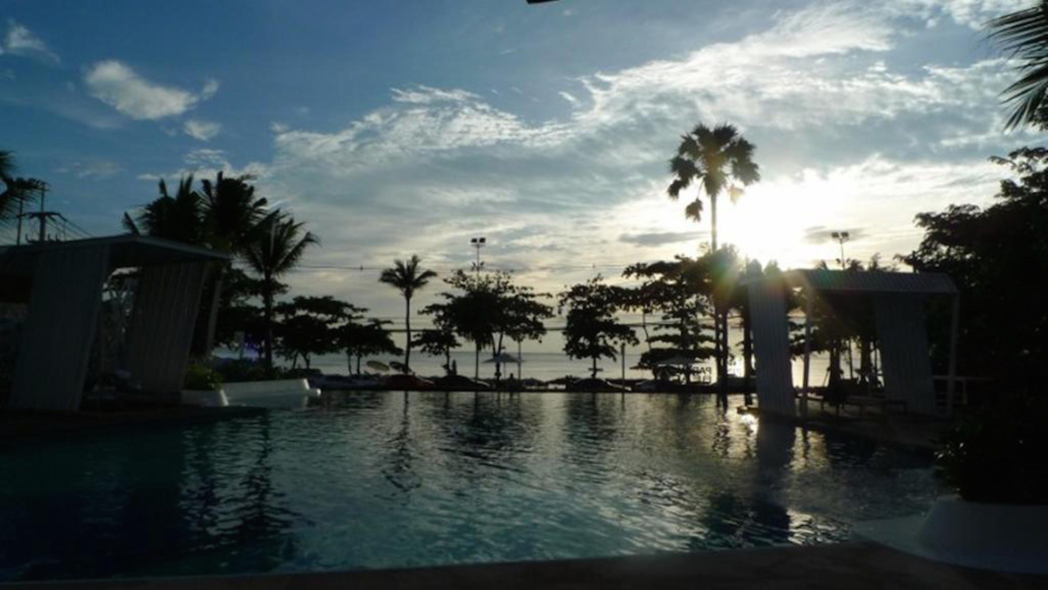 The Relaxing Sea View At Lumpini Park Pattaya Hotel 2*