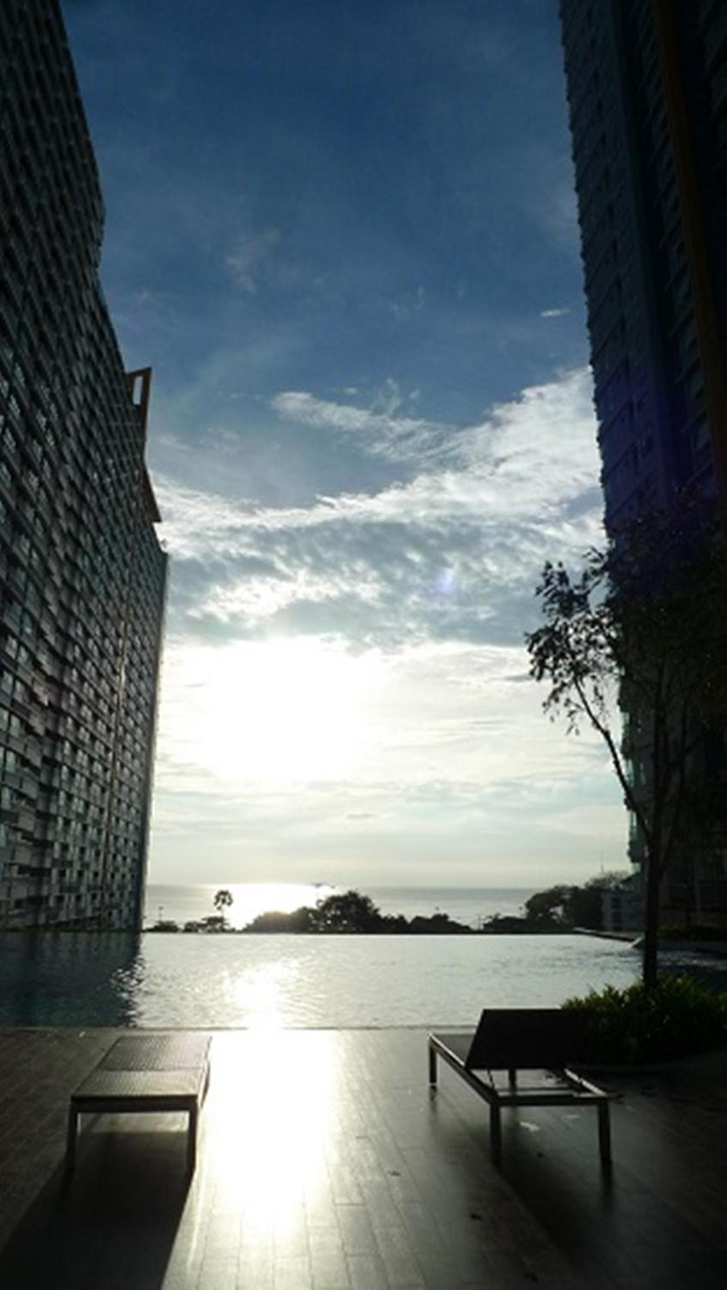 The Relaxing Sea View At Lumpini Park Pattaya Hotel 2*
