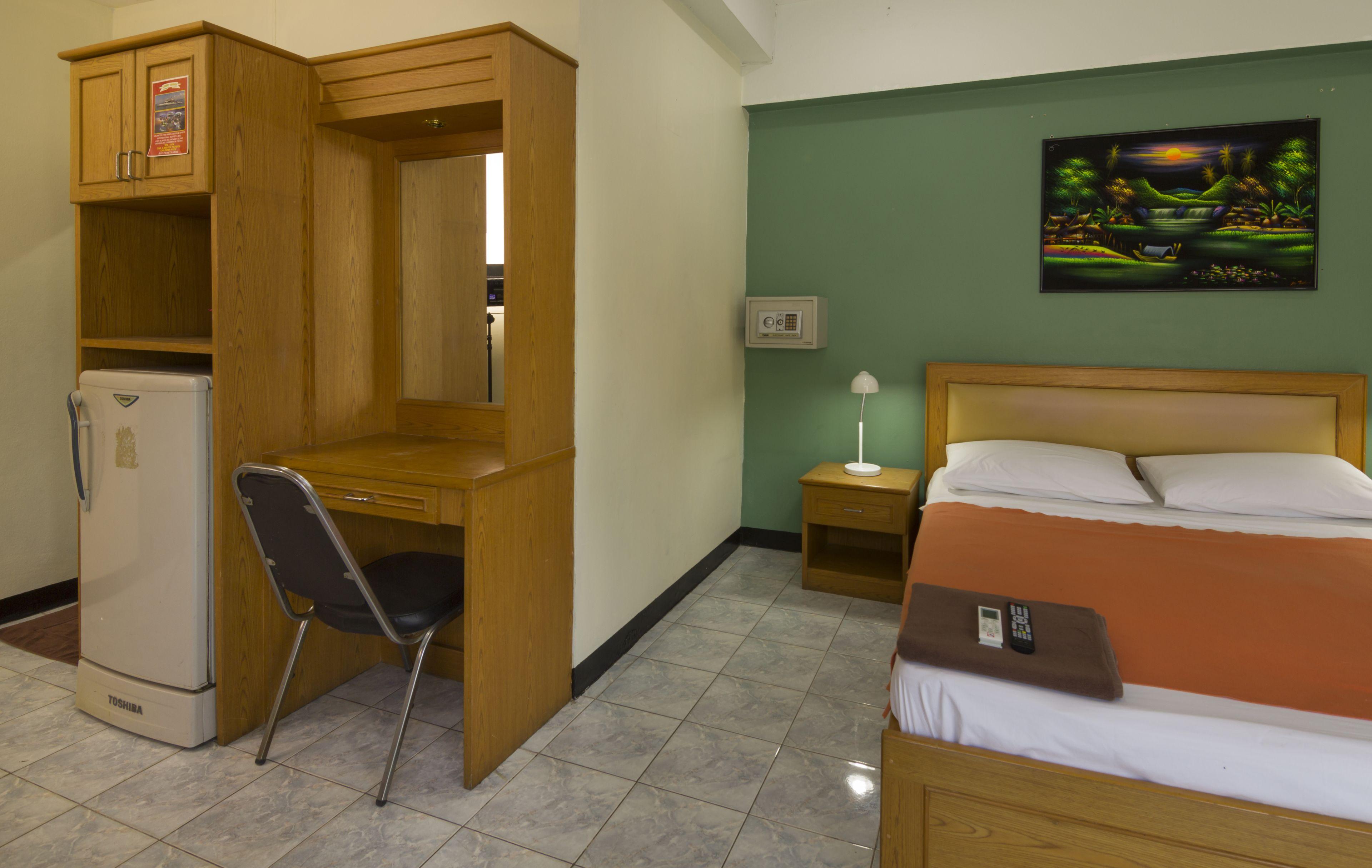 Traveller's Rest Sports Bar Guest house Pattaya