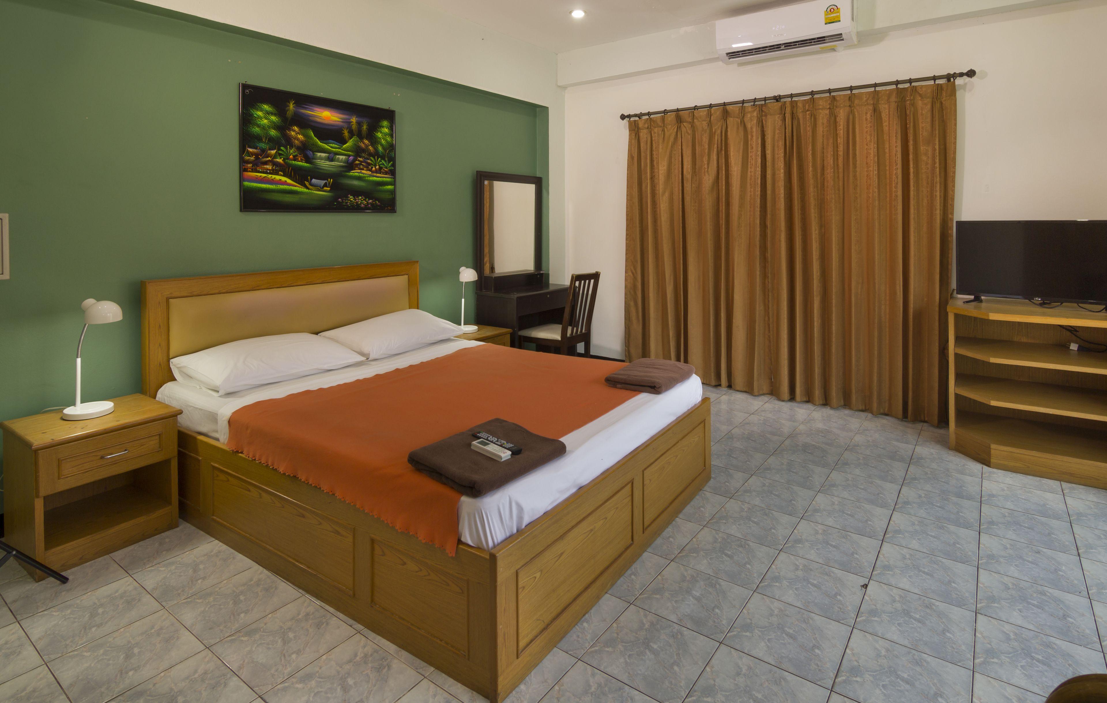 Traveller's Rest Sports Bar Guest house 3*