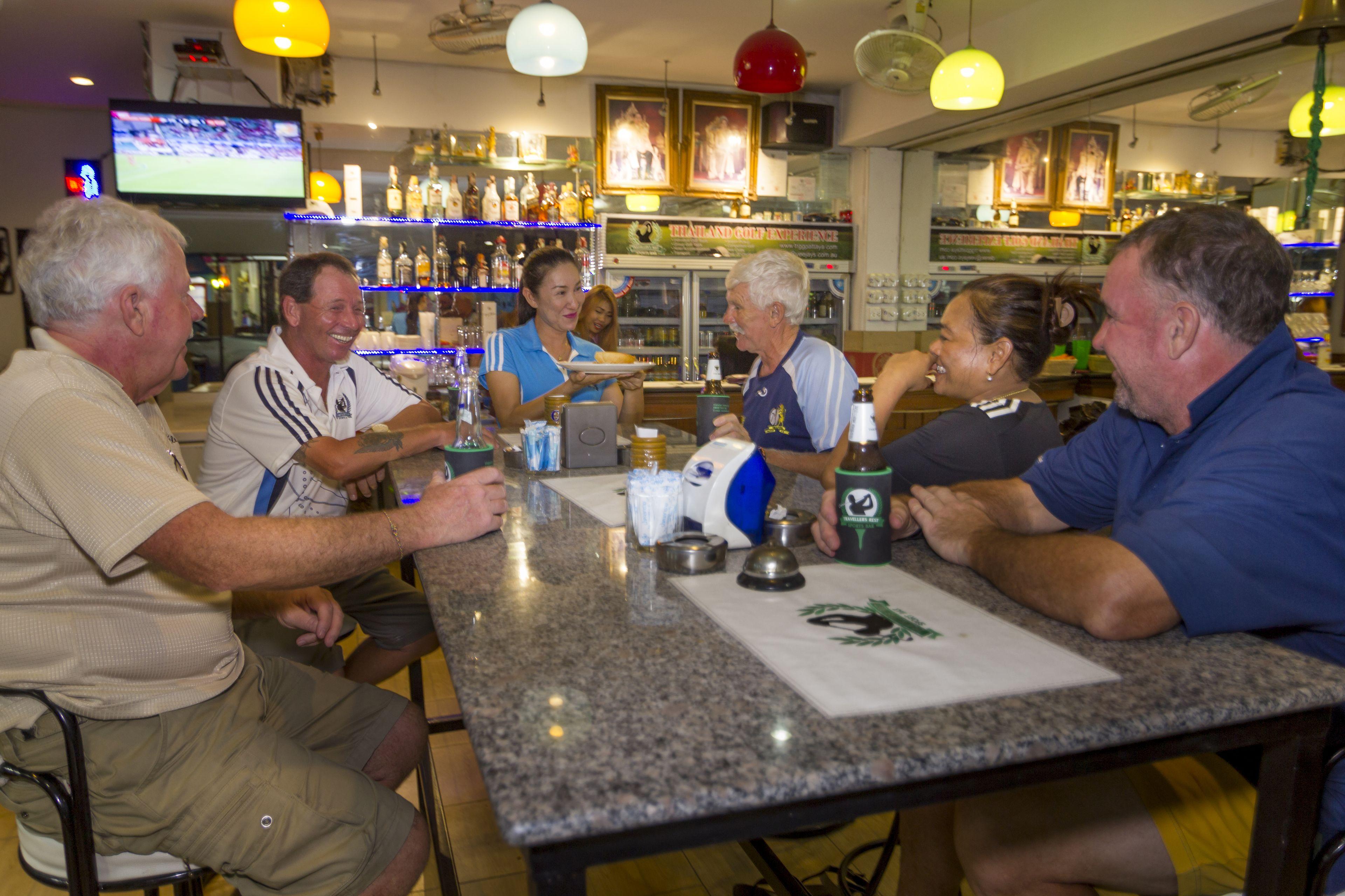 Traveller's Rest Sports Bar Guest house Pattaya