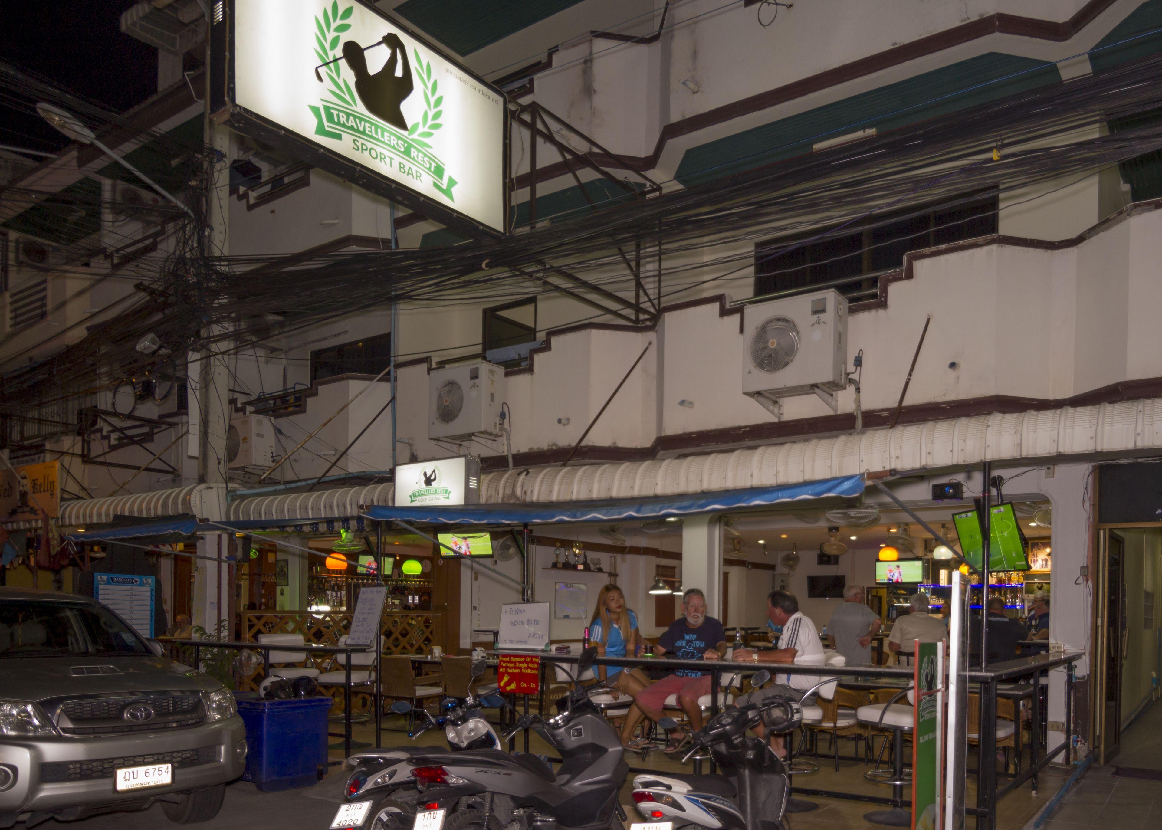 Traveller's Rest Sports Bar 3*