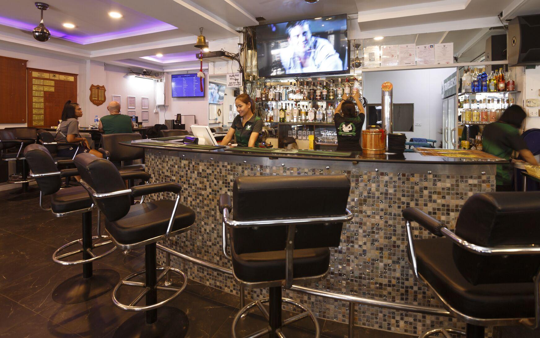 Traveller's Rest Sports Bar Guest house Pattaya