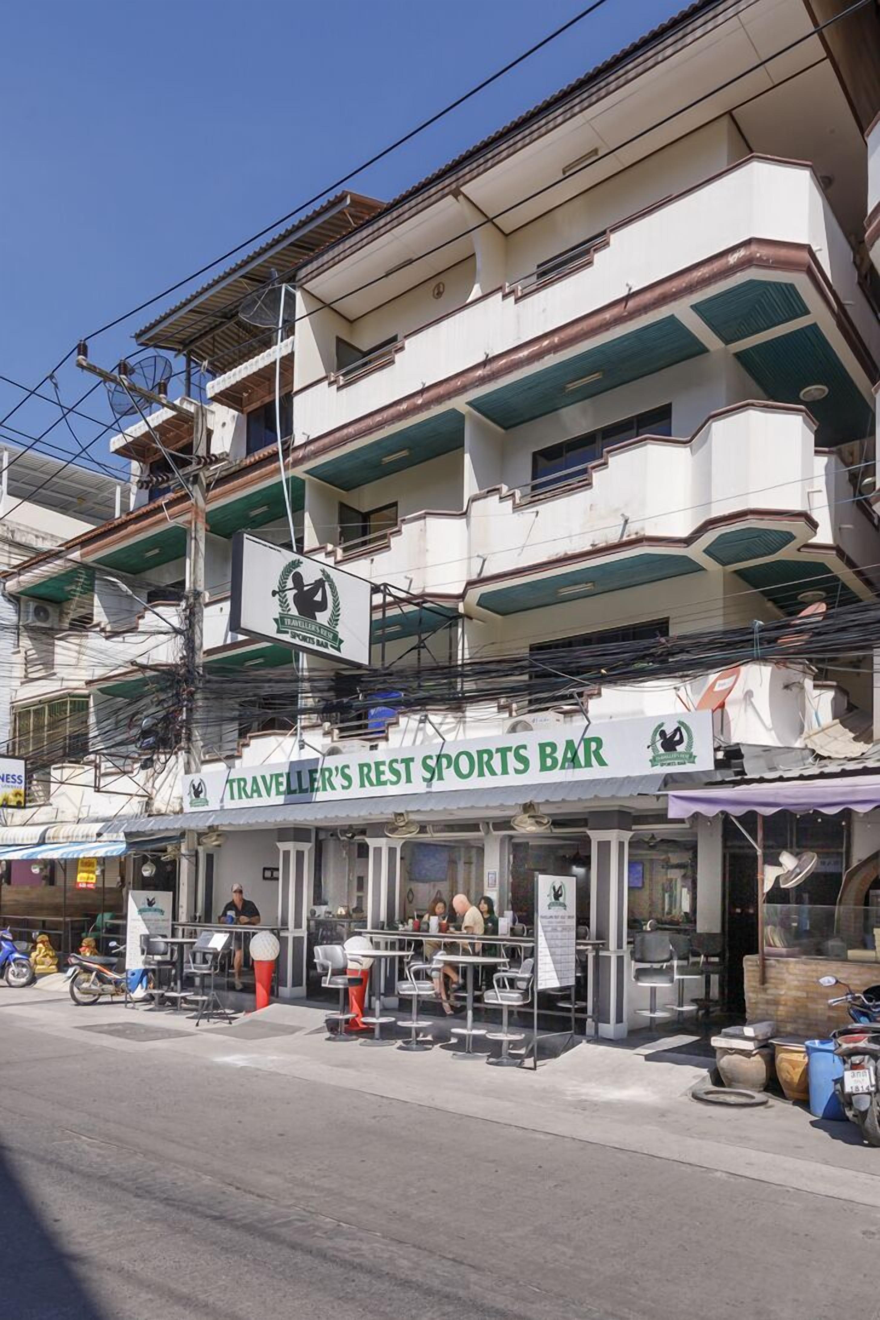 Traveller's Rest Sports Bar 3*