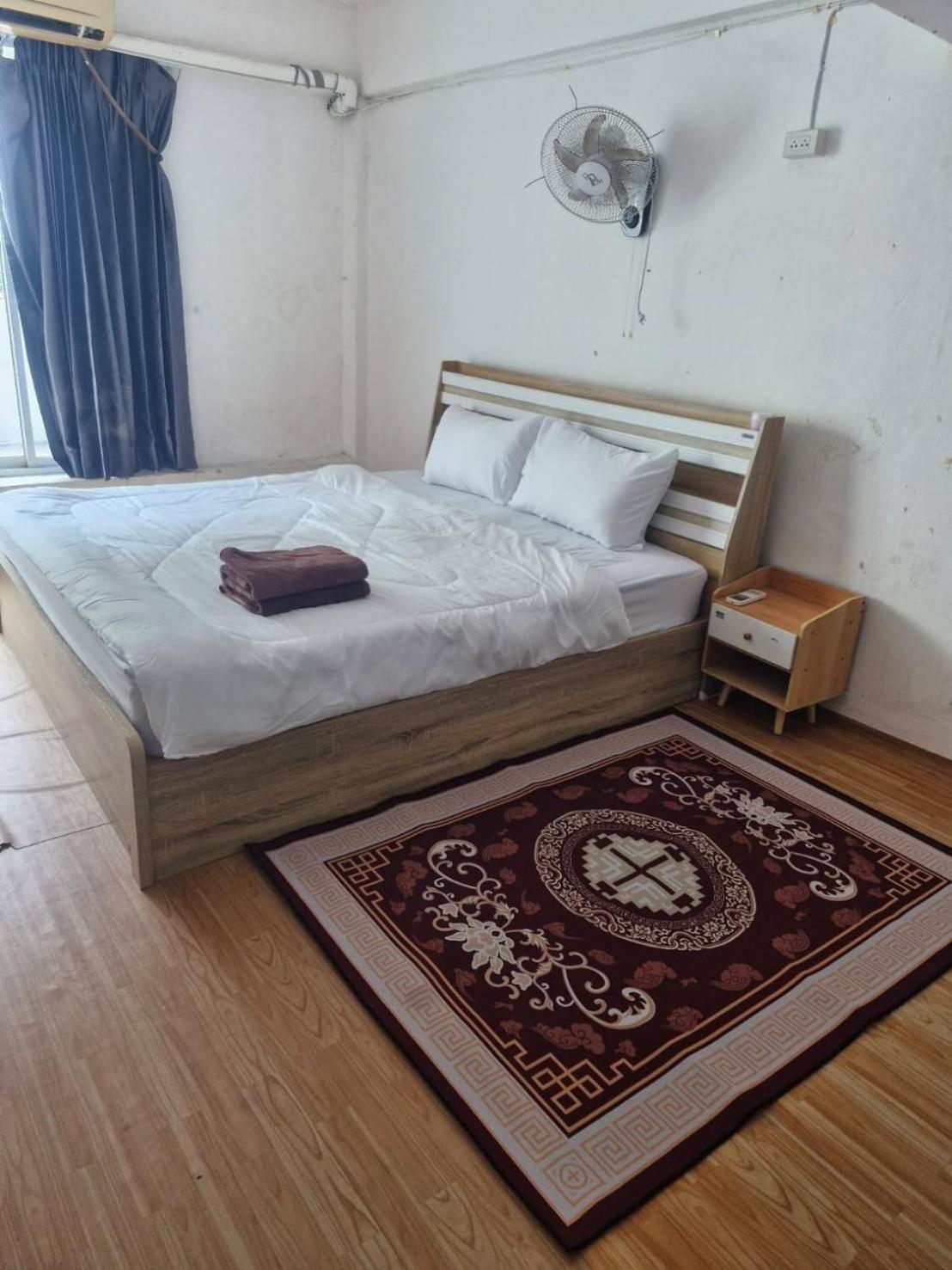 อพาร์ทเม้น Chanya Rent *
