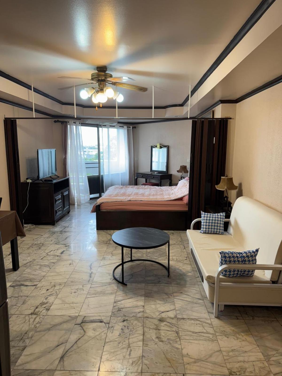 Paradise Condominimum Jomtien อพาร์ทเม้น Pattaya