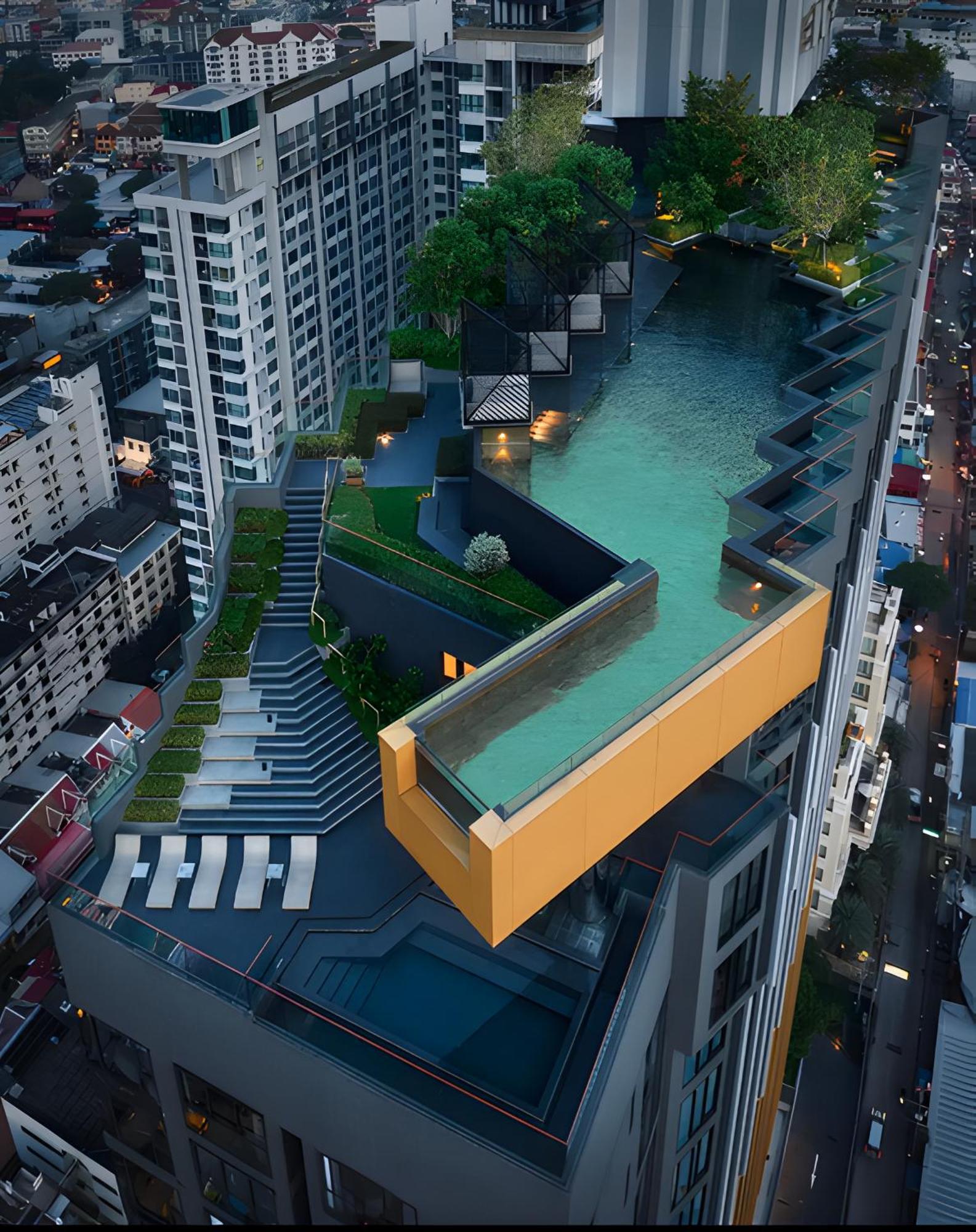 อพาร์ทเม้น Edge - High Floor Sea View With Rooftop Pool Pattaya