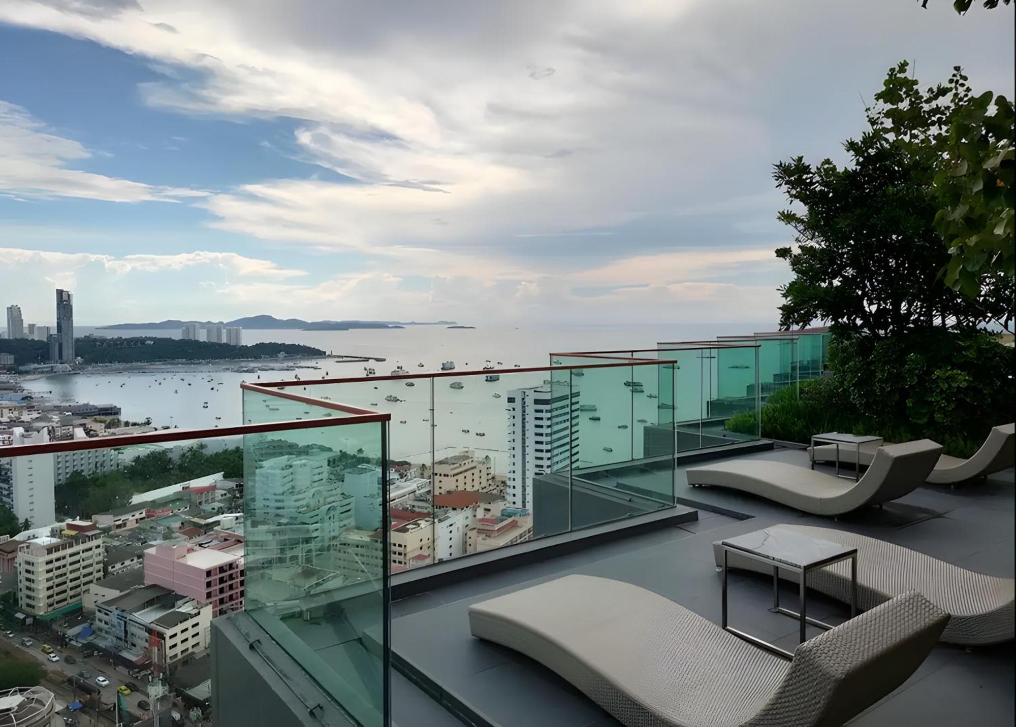 Edge - High Floor Sea View With Rooftop Pool * Pattaya