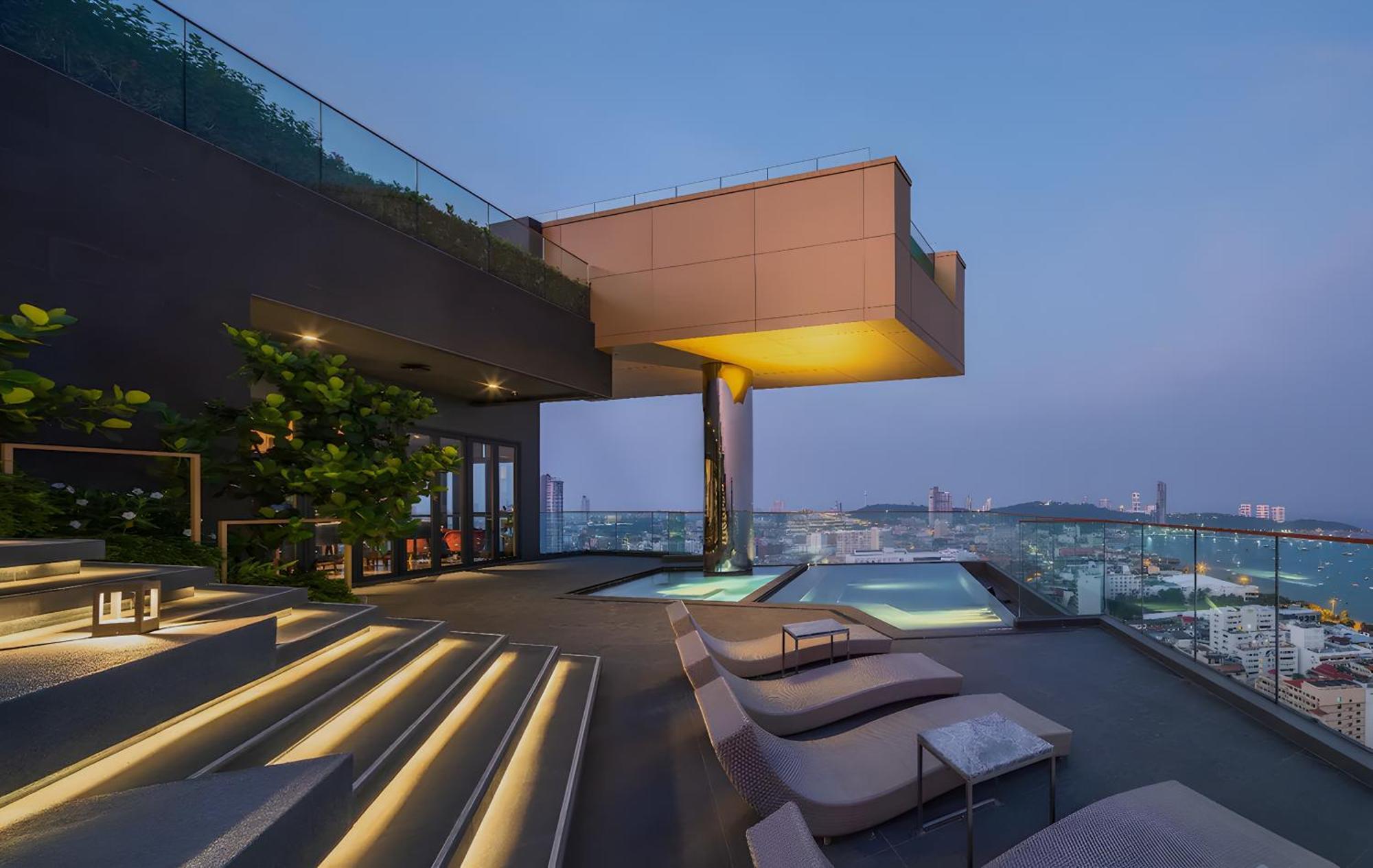 Edge - High Floor Sea View With Rooftop Pool