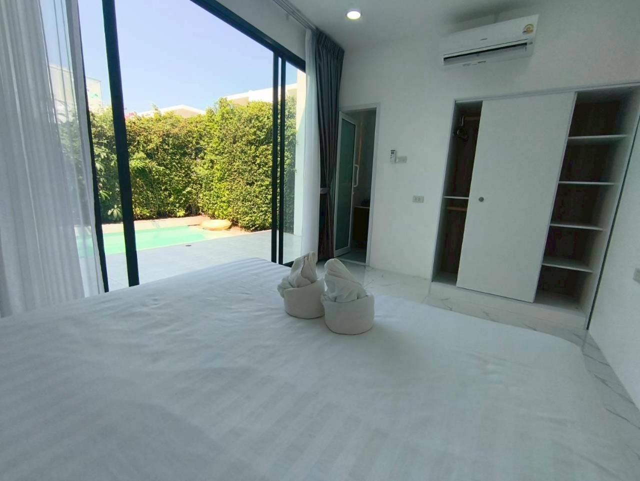 Tyb-05 芭提雅北歐風格五臥室別墅 *