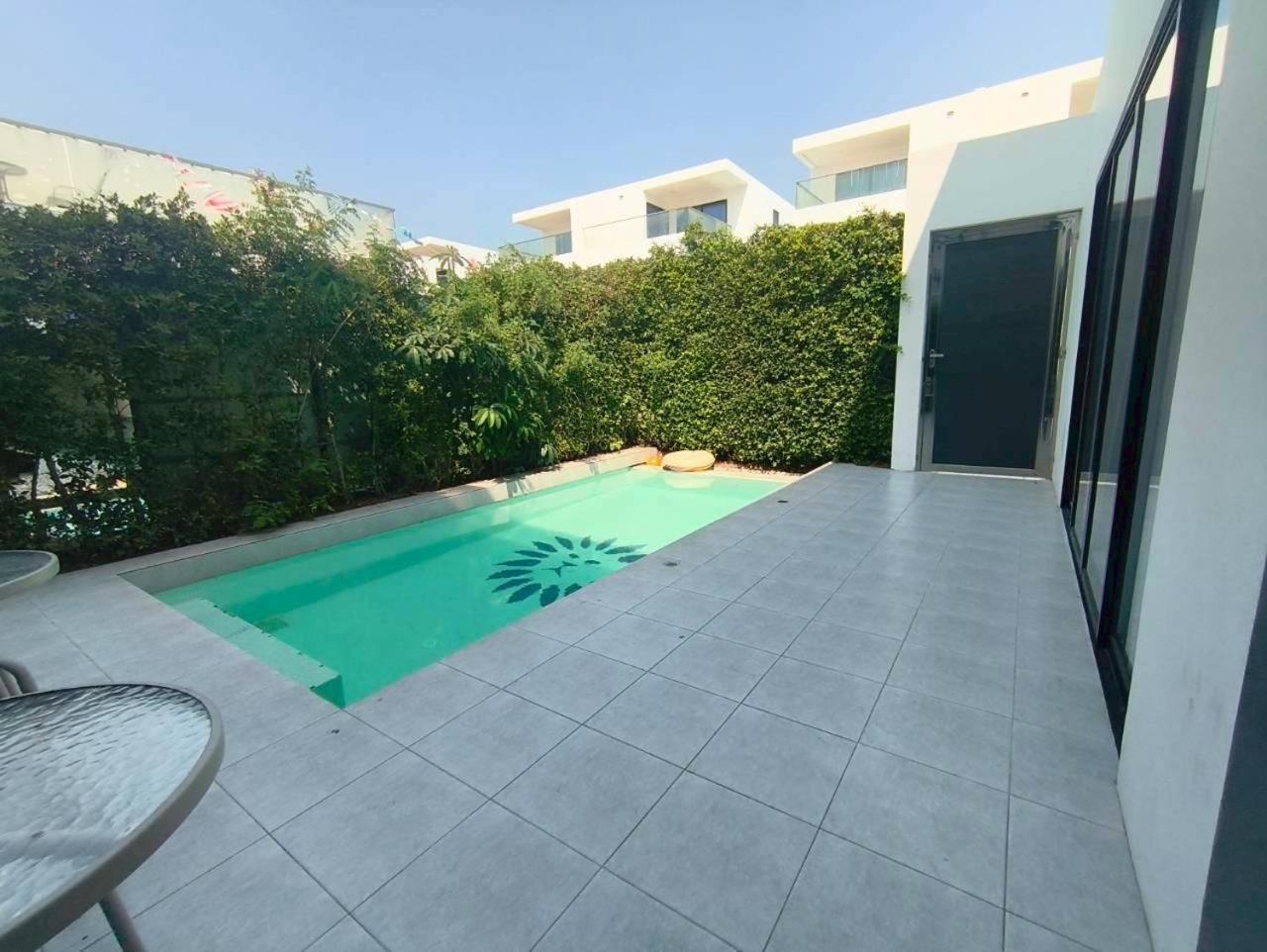 Tyb-05 芭提雅北歐風格五臥室別墅 Villa Pattaya