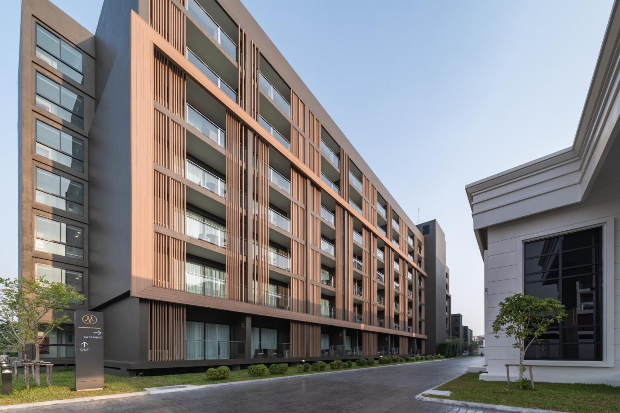 Hotel Mandarin Eastville, - Sha Extra Pattaya