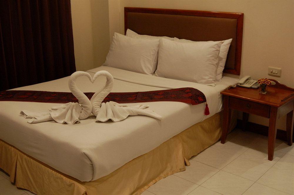 House- Sha Extra Hotel 3*