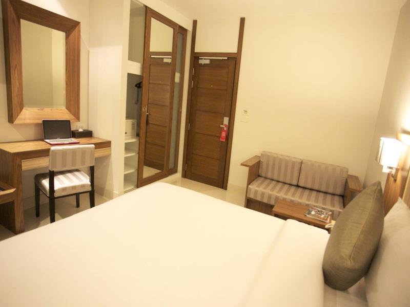 Hotel April