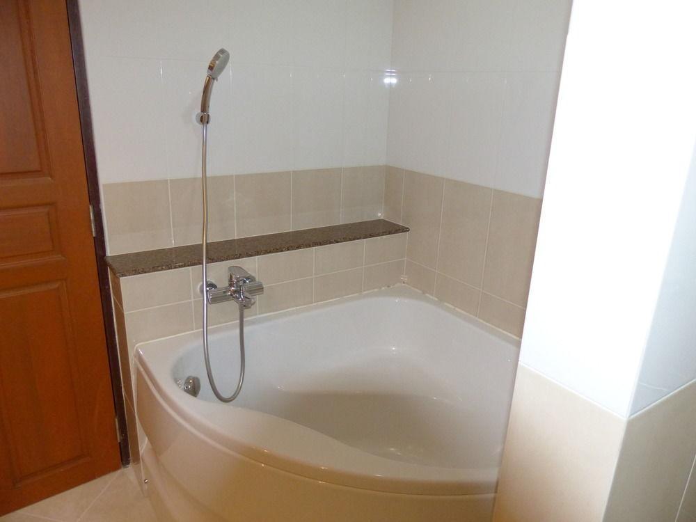 Emerald Palace Aparthotel 3*