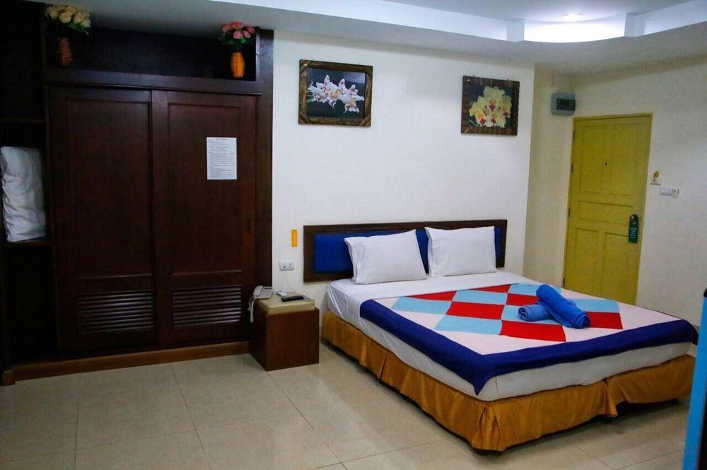 Dacha Beach Aparthotel