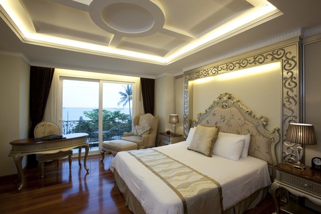 Lk The Empress Hotel 4*