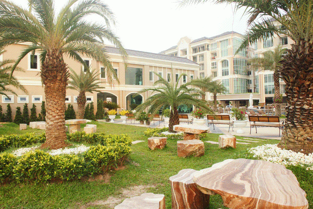 Lk Legend Hotel 4*