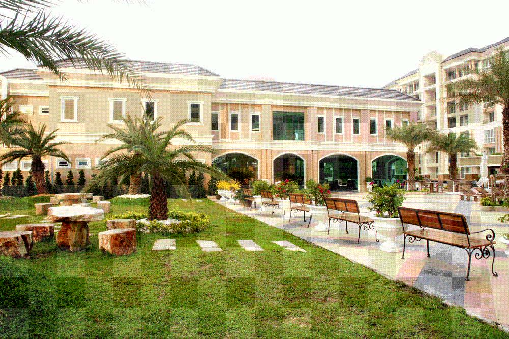 Hotel Lk Legend